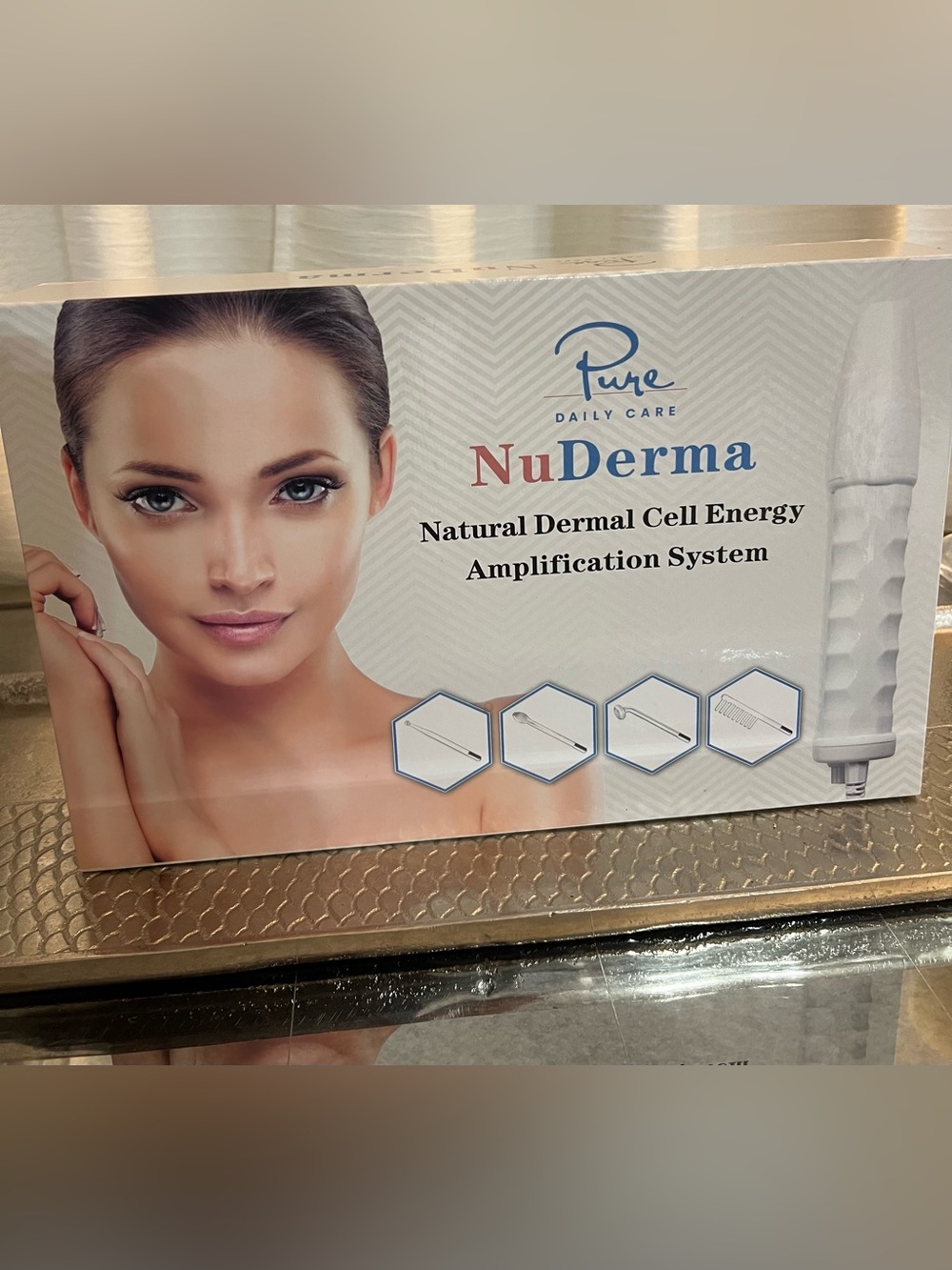 NuDerma Skin Treatment Device - White